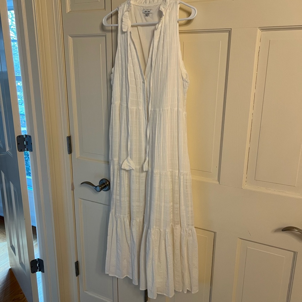 Chic White Maxi Dress